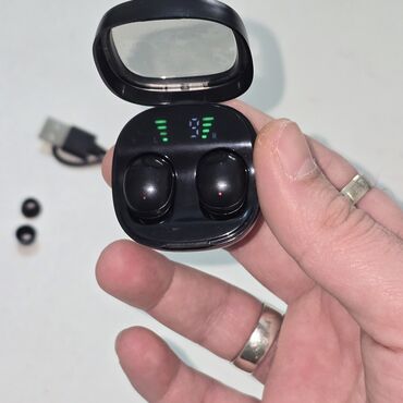 Динамики и колонки: Новый Беспроводные (Bluetooth) Наушники, цвет - Черный — 1