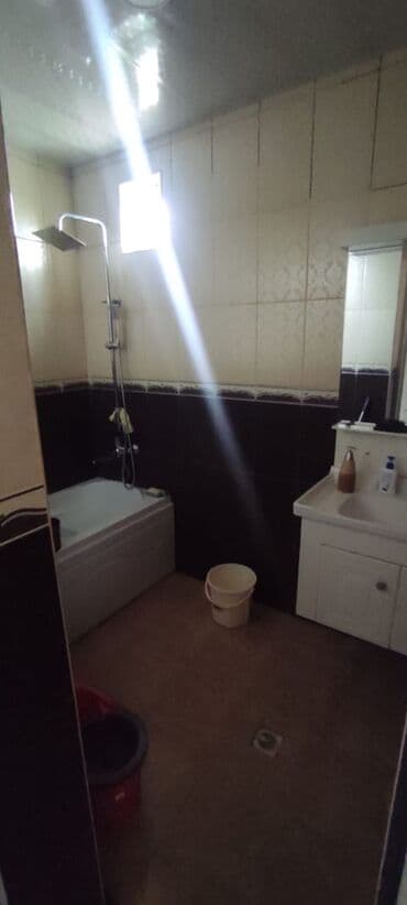 şəmkir rayonu: Xəzər rayonu Buzovna qəsəbəsində ümumi sahəsi 9 sot kupçalı 3 otaqlı — 19