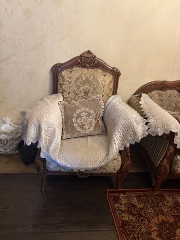 Спальные гарнитуры: Диван, Б/у, Нераскладной, Без подьемного механизма, Нет доставки — 4