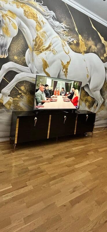 Düz TV altlığı, Polkalı