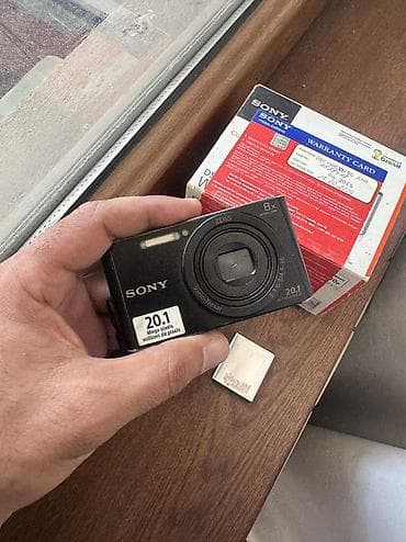 lk 007 kamera: Sony Cyber-Shot DSC-W830 20.1 Megapixel tam islek veziyyetdedir ela — 2