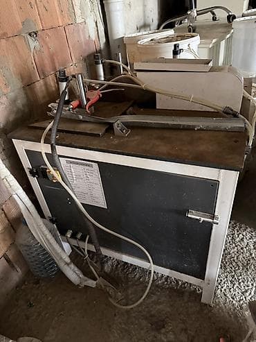 kunc kesen misar: Alüminium/profil emalı üçün avtomatik kəsmə dəzgahı Məhsul təsviri: - — 7