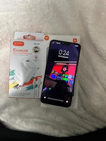 mi 17 pro max: Xiaomi Mi 8 Lite, 64 GB, rəng - Qara, 
 Barmaq izi, Face ID — 3