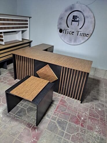 Mercedes-Benz: Новый, Для директора, Угловой стол — 1