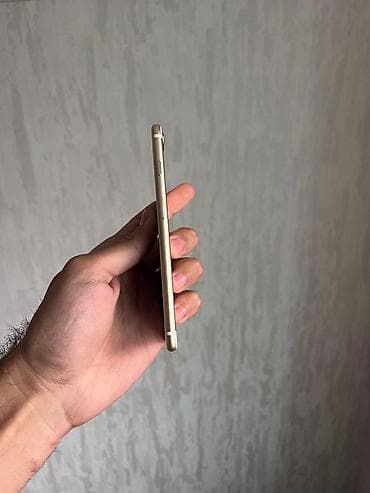 sub dinamik: IPhone 7 Plus, 32 GB, Qızılı — 3