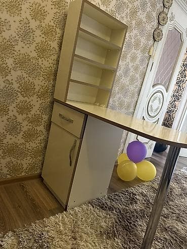 Dırnaq masası tezedir – açıq krem rəngdə, MDF/LDSP materialdan — 1