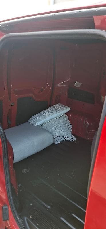 07 masin: Fiat Fiorino yük furgonu - Korpusu kompakt, şəhər içi daşımalar üçün — 8