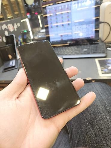 Samsung Galaxy A20, 32 GB, rəng - Qırmızı, Sensor