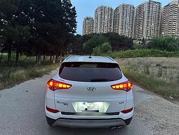 Hyundai Tucson: 1.6 l | 2017 il Ofrouder/SUV — 5