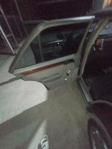 maşın aksesuarları: Mercedes-Benz W124: 2 l | 1995 il Sedan — 10