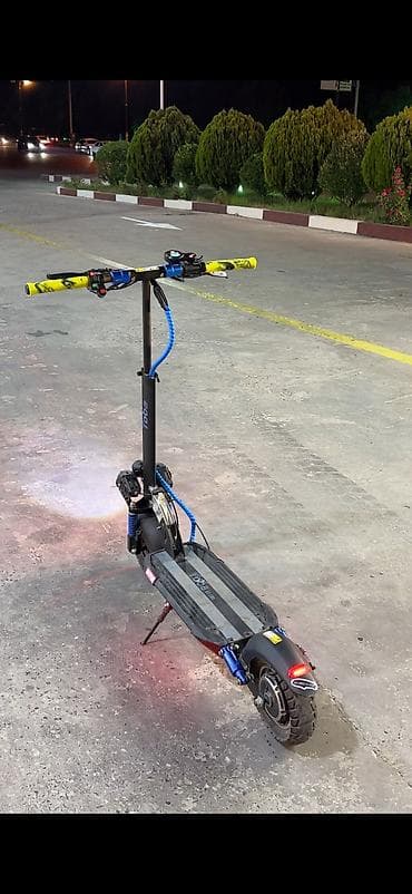 electro gitara: Toba GT-769 elektrik skuter - Geniş və sürüşməyə davamlı platforma — 2