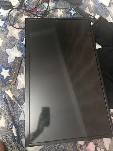 Masaüstü kompüterlər və komponentlər: LED monitor/televizor paneli və aksesuarları - Ekran: təxminən 24–27 — 1