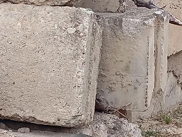 qaz satilir: Beton bloklar TƏÇİLİ. SATILIR UZNU 2.20 AZI 60 ƏDƏD VAR RAZLAŞMA — 1