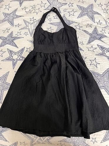 Qara halter boyunlu don - Rəng: dərin qara - Model: halter (boyundan — 3