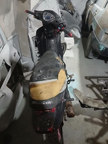 motosiklet geyimleri: MONDIAL skuter - Korpus: Qara plastik örtüklər, sol-sağ panel və ön — 2