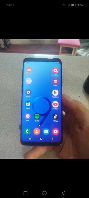 plesdeyşn 4: Samsung Galaxy S8, 64 GB, rəng - Qara, Simsiz şarj — 1