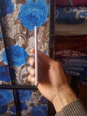 irşad iphone 8 plus: IPhone 7 Plus, 128 GB, Gümüşü, Face ID, Barmaq izi — 1