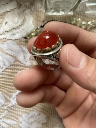 eqiq daşı: Üzük, Gümüş, Əqiq — 2