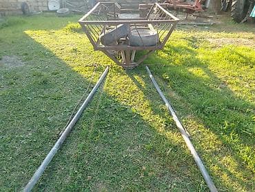 bmw suret qutusu: Təsvir: - At qoşqusu üçün metal karkaslı yüngül yük qoşqusu (araba). - — 1