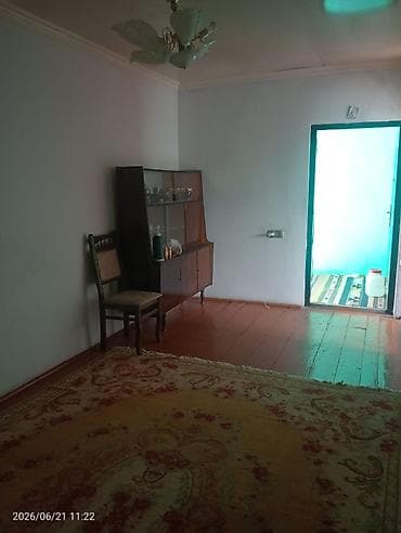sahe: 4 otaqlı, 25 kv. m, Kredit yoxdur, Orta təmir — 2