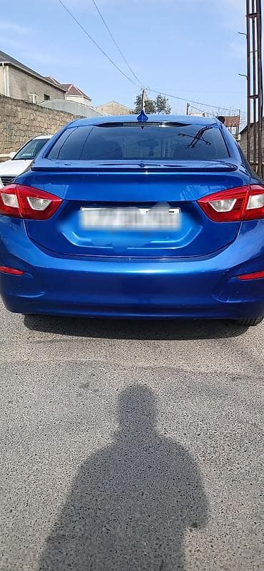 mapet satisi: Chevrolet Cruze sedan – mavi rəng - Kuzov: sedan, parlaq mavi rəng — 3