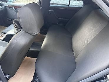 Mercedes-Benz C-Class: 1.8 l | 1996 il Sedan — 9