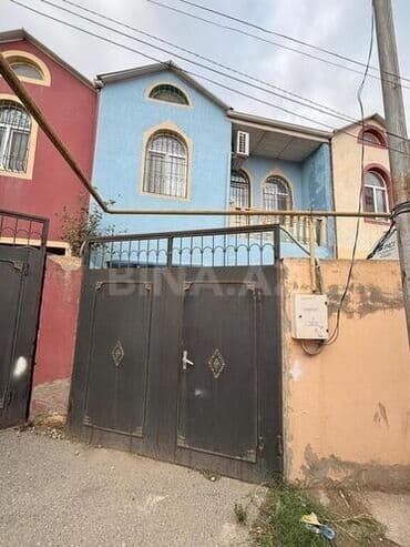 2 mərtəbəli həyət evləri: İki mərtəbəli həyət evi - Ümumi plan: 2 mərtəbə, balkonlu fasad — 34