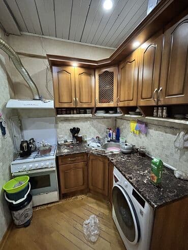 kiraye menzil qarayev: Neftçilərdə Nazlı şadlıq sarayın yaxınlığında yerləşən yeni tikili — 6