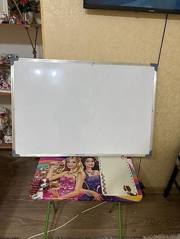 Oğlan və qız üçün, Siyirməsiz, Yazı masası, Stulsuz