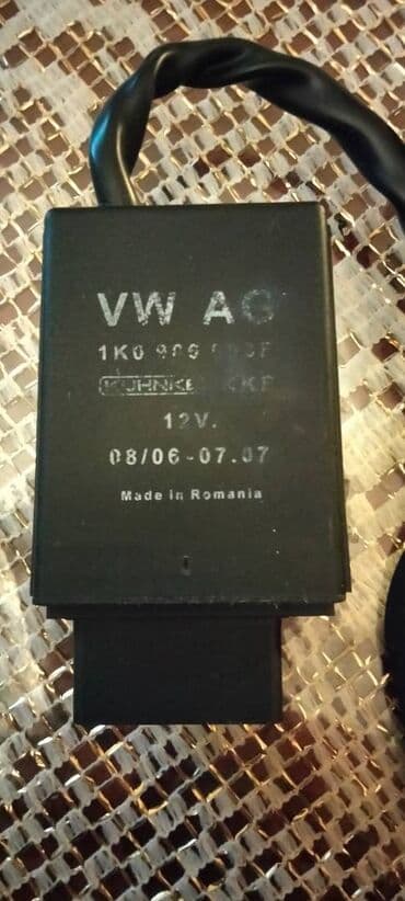 вакуумный насос 12 вольт: VW Passat B6. Yanacaq nasosunun relesi. VW Passat B6 реле бензанасоса — 6