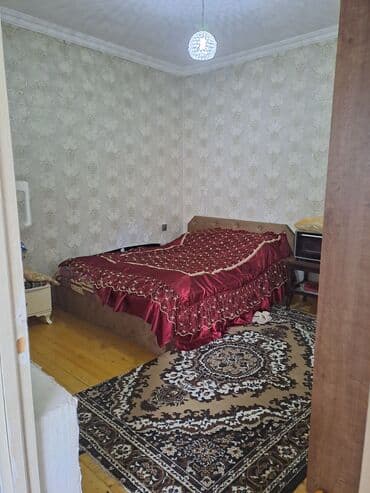 heyet evi satilir: 3 otaqlı, 85 kv. m, Kredit yoxdur, Yeni təmirli — 8