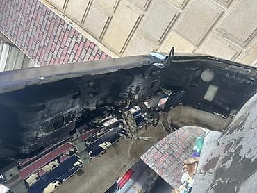 əzik maşınlar: Ön, Mercedes-Benz W202 1998 il, Almaniya, Ünvandan götürmə — 4