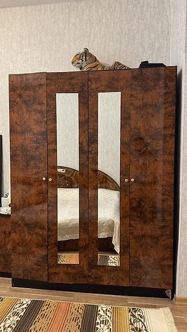 İkinəfərlik çarpayı, Dolab, Komod, Termo, İşlənmiş