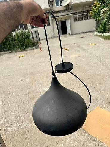 danisan tom: Çılçıraqlar 10 ededdir qiymeti 20 azn biri Reklam plakatı içinde — 4