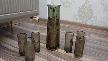 dest qablar: Şüşə sürahi və stəkan dəsti .qədimi bogema.qizili işləməli .6eded su — 3