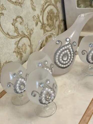 фольксваген джетта 6: Qasli mat qrafin desti 6 qedeh ile birlikde satilir. Ideal — 3