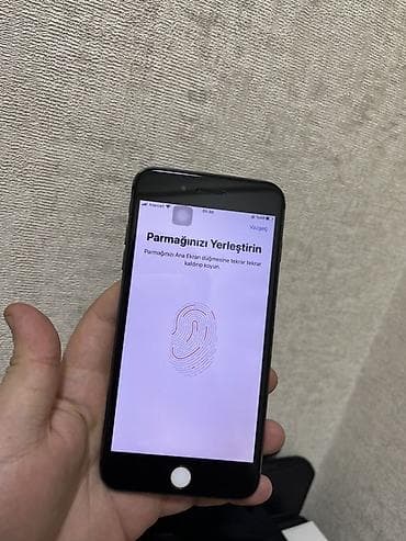 15 pro max ikinci el: IPhone 8 Plus, 64 GB, Qara, Zəmanət, Barmaq izi, Simsiz şarj — 4