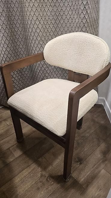 odun dogruyan: Qonaq otağı üçün, Açılmayan, Oval masa, 6 stul — 4