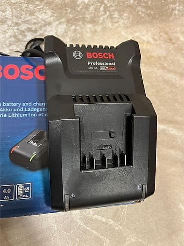 Mexaniki əl alətləri: Yeni istifade olunmamis. yalnizca sarj aleti satilir. Bosch — 4