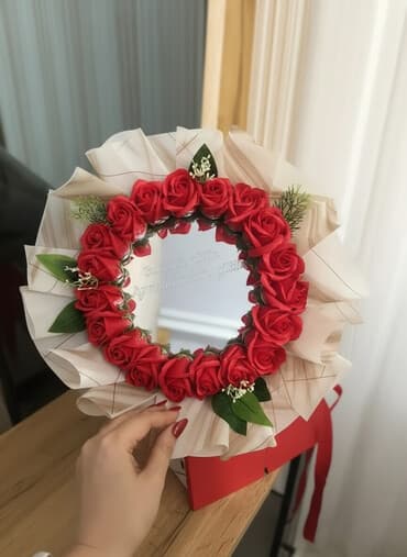 yeni il corablari: Məhsul: Gül kompozisiyaları və buketlər - Tərkib: Səthində parıltılı — 2