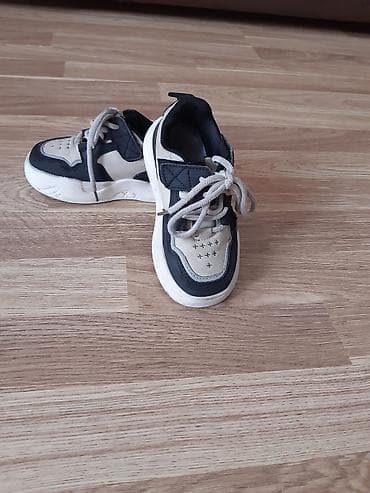 Uşaq dünyası: Uşaq ayaqqabısı. Uniex. 27 razmerdi — 2