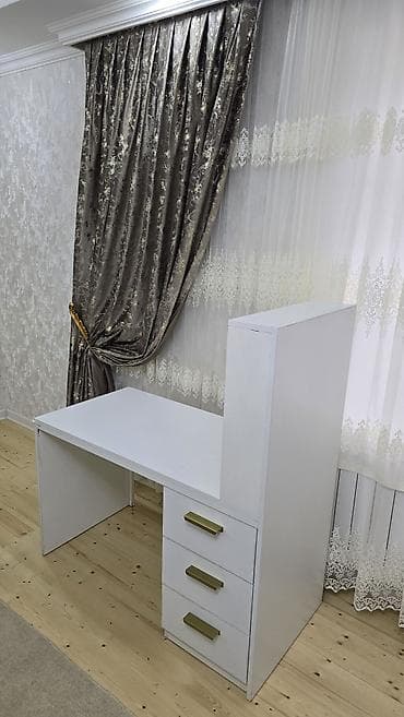 stol dest: Прямой стол, Без стула, С полками, С выдвижными ящиками, Ламинат простой — 2