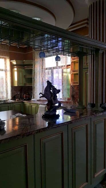 yeni evlər: 500 kv. m, 7 otaqlı — 3