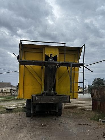 maşın şiti: Həcmi 28 kub Saz vəzyətdədir daimi yükdə işlək vəzyətdədir, təkərlər — 4