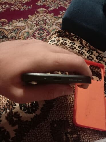 fifa 2020 disk: Məhsul: Smartfon Xüsusiyyətlər və detallı təsvir: - Korpus: Düz — 2