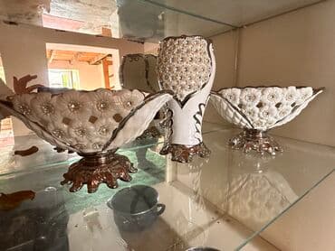 meyvə qablari: 3 birlikde. Qeyd olunan nom vhatsapi aktivdi — 1