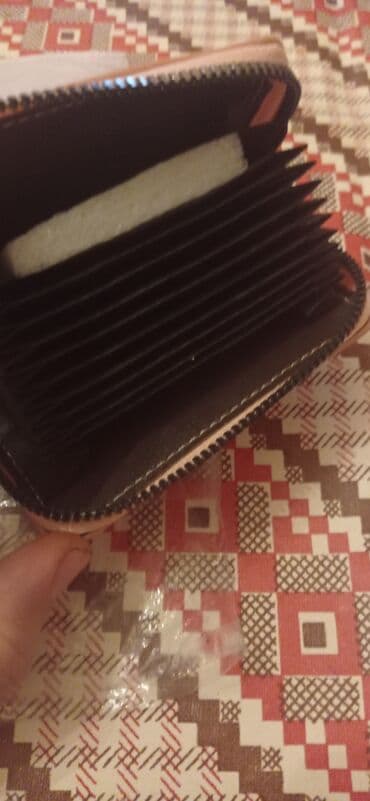 rus papağı: Pulqabı, Yeni — 3