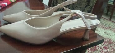 puma cell qadın krossovkaları: Satılı ideal veziyyet, bir defe toya qeilibrazmer qara 36 razmer — 2