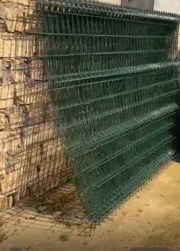 Məhsul: Seksiyalı panel hasar toru 2.50x200 Təsvir: - Yaşıl rəngli