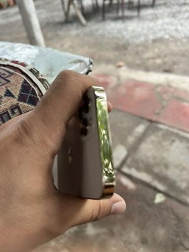 iphone 15 pro 256 qiymeti: IPhone 12 Pro, Qızılı, Face ID — 3
